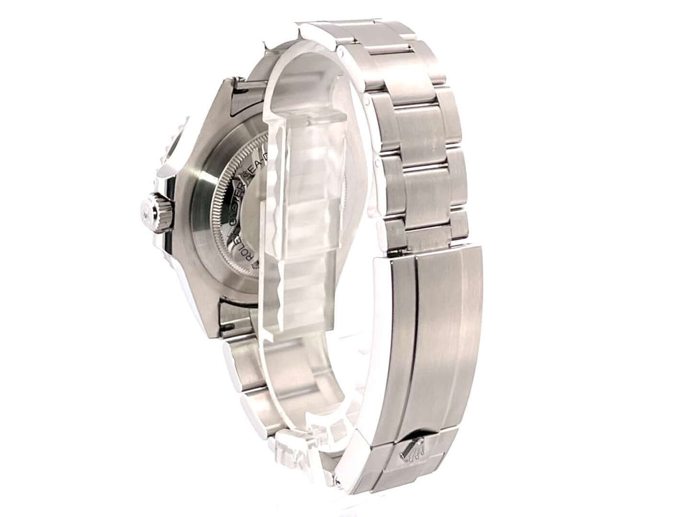 Rückansicht der Rolex Sea-Dweller Ref. 126600 Armband, aus poliertem und satiniertem Edelstahl, Modell 2020.