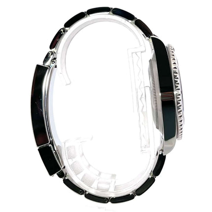 Rolex Submariner Date 126610LN Seitenansicht, Edelstahlgehäuse poliert und satiniert, schwarzer Keramik Lünette, elagantes Oysterarmband