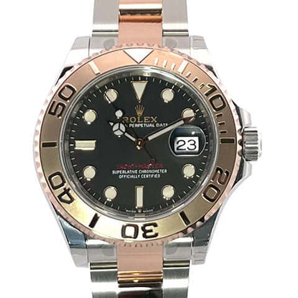 Rolex Yacht-Master 40 Oystersteel und Everose-Gold Uhr Ref. 126621 mit schwarzem Zifferblatt und Oyster Armband, 40 mm Gehäusedurchmesser.