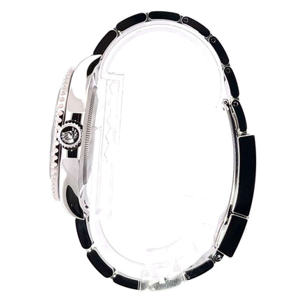 Seitenansicht der Rolex Yacht-Master 40 Oystersteel Platin 126622 Blau mit poliertem und satiniertem Edelstahlband.