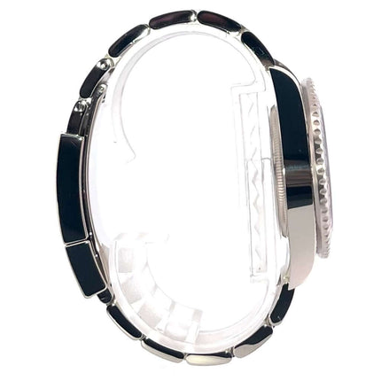 Rolex GMT Master II Weißgold 126719BLRO Blau, Seitenansicht des 18 kt Weißgold Gehäuses und Armbands, poliert und satiniert.