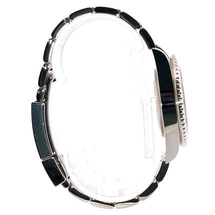 Rolex GMT Master II Weißgold 126719BLRO Meteorit Seitenansicht des 18 kt Weißgoldgehäuses mit poliertem und satiniertem Armband.