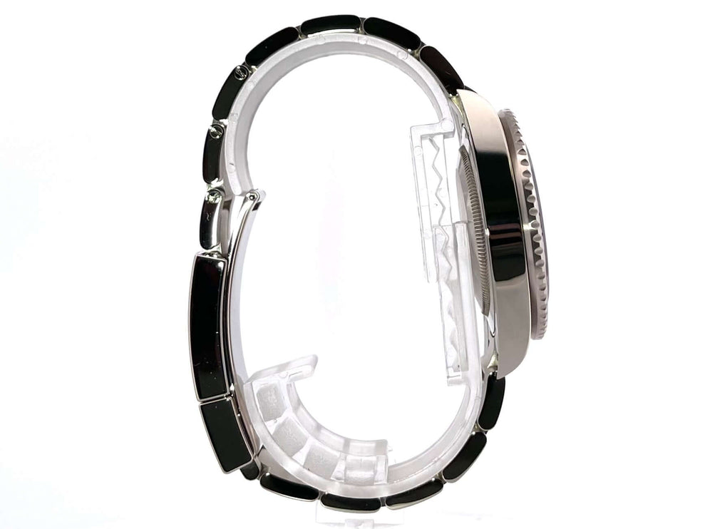 Rolex GMT Master II Weißgold 126719BLRO Meteorit Seitenansicht, poliertes und satiniertes 18 kt Weißgoldgehäuse und Armband, blau/rote Lünette.