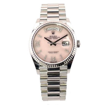 Rolex Day-Date 36 Weißgold 128239 mit rosa Opal Zifferblatt und Diamanten, Präsident Armband aus 18 kt Weißgold