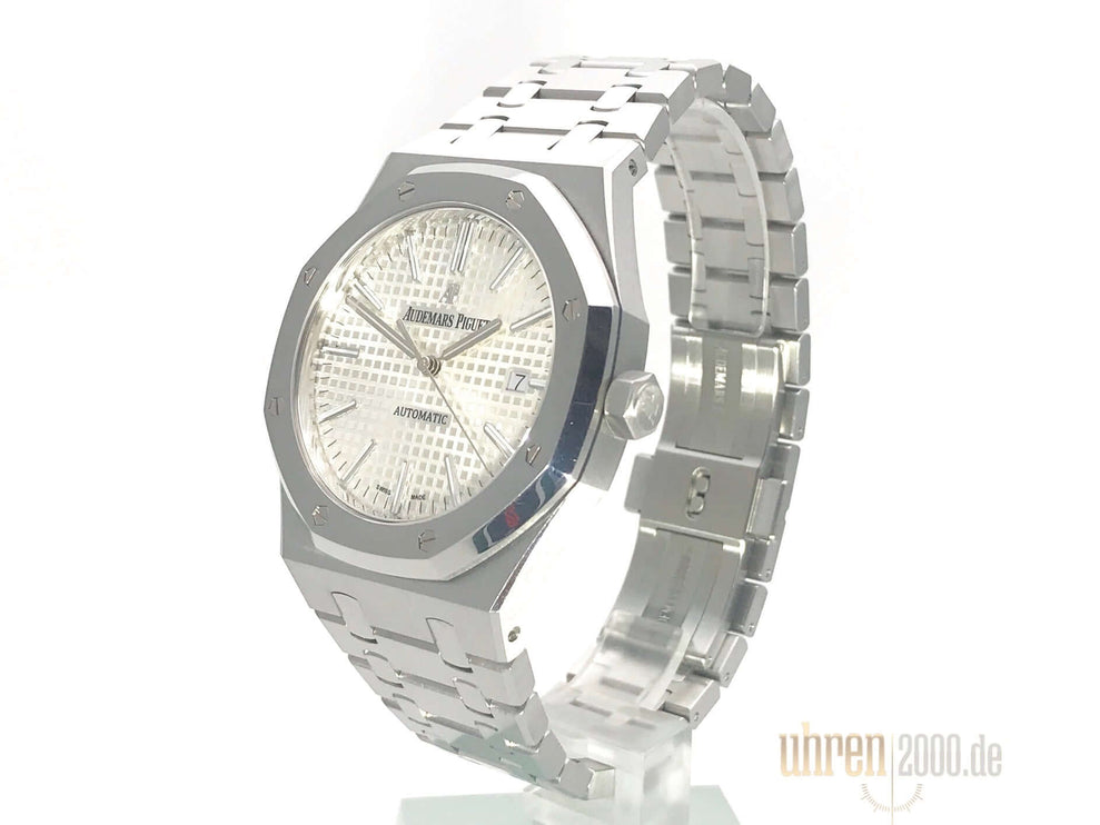 15400ST-OO-1220ST-02-2017-3Ybmm0GKS7rwb2