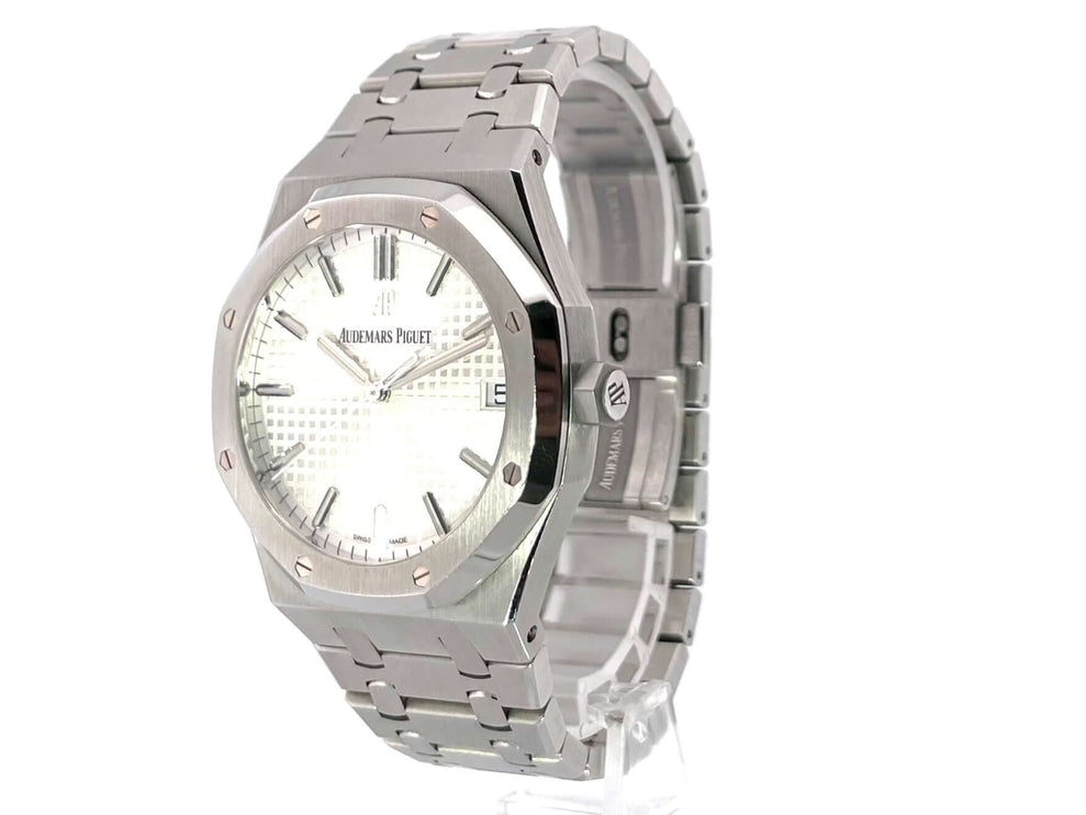 Audemars Piguet AP Royal Oak 15500ST.OO.1220ST.04 aus Edelstahl mit silberfarbenem Zifferblatt, poliertes und satiniertes Edelstahlarmband