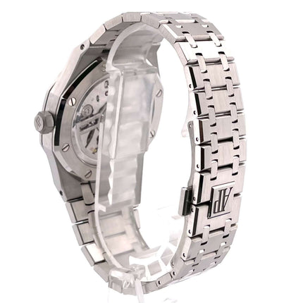 Rückansicht der Audemars Piguet AP Royal Oak 15510ST.OO.1320ST.03 Uhr mit poliertem und satiniertem Edelstahlarmband.