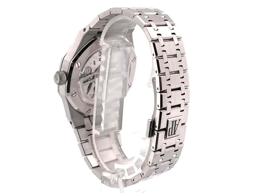 Rückansicht der Audemars Piguet AP Royal Oak 15510ST.OO.1320ST.03 Uhr mit poliertem und satiniertem Edelstahlarmband.
