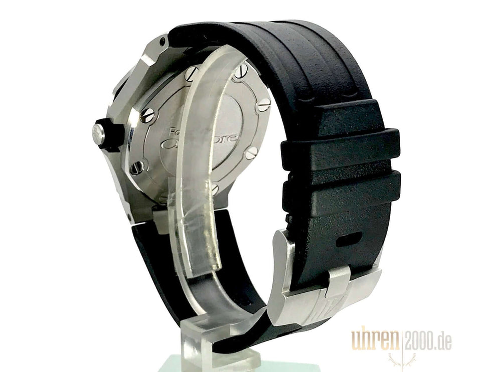 15703ST-OO-A002CA-01-2011-4e2FBsIf7Yy3VC