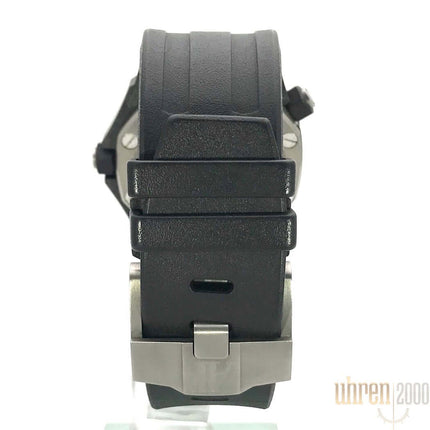 15706AU-OO-A002CA-01-2012-5