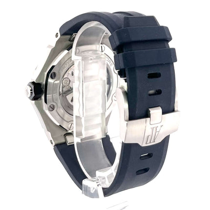 Audemars Piguet Royal Oak Offshore Diver 15720ST.OO.A027CA.01 Rückseite Gehäuse aus poliertem Edelstahl und blauem Kautschukband