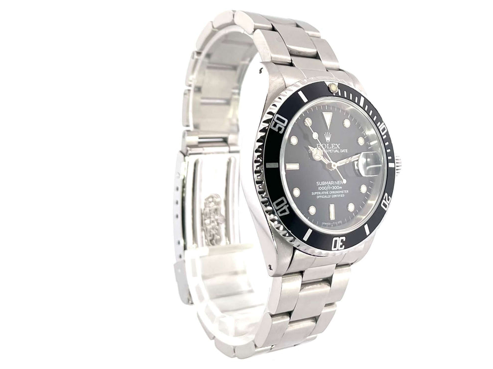 Rolex Submariner Date 16610 N-Serie, Edelstahl Gehäuse und Armband, schwarzes Zifferblatt, geriffelte Lünette mit schwarzer Einlage und 60 Minuten Skala