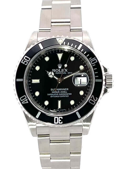Rolex Submariner Date 16610 Edelstahl Uhr mit schwarzem Zifferblatt und Leuchtindizes, drehbarer Lünette und Edelstahl Armband.
