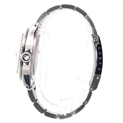 Rolex Submariner Date 1680 Seitenansicht Edelstahlgehäuse und Oyster Armband