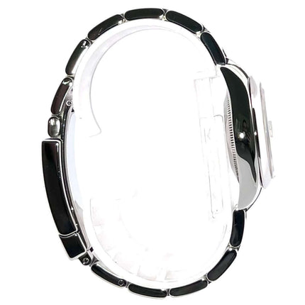 Rolex Oyster Datejust 31 Ref. 178240 Seitenansicht, silbernes Edelstahlgehäuse und Armband, poliert und satiniert, 31 mm Gehäusedurchmesser.