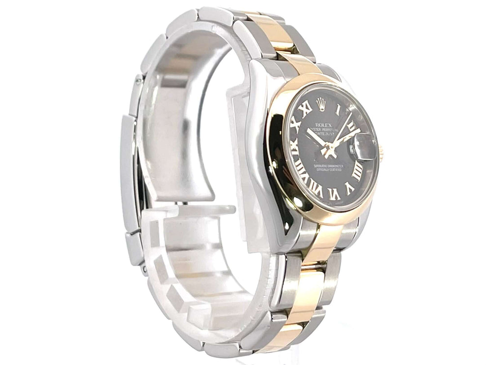 179163-schwarz-2010-4