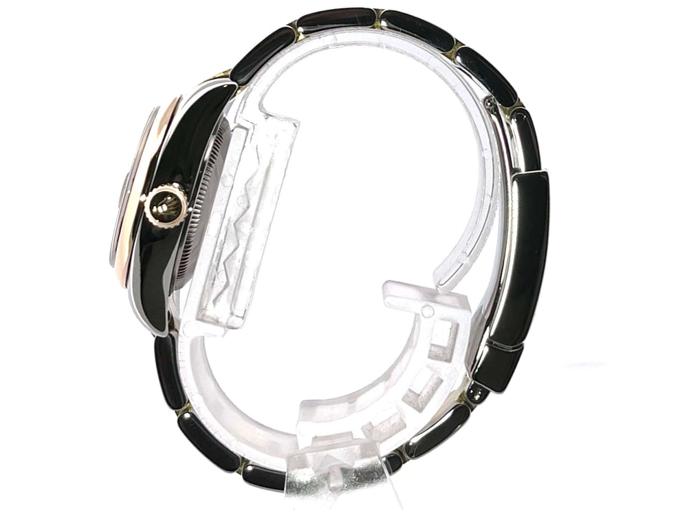 179163-schwarz-2010-5