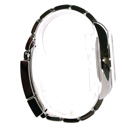 Rolex Explorer I Edelstahl 214270, Seitenansicht des Oyster Edelstahlbands mit polierter und satinierter Oberfläche.