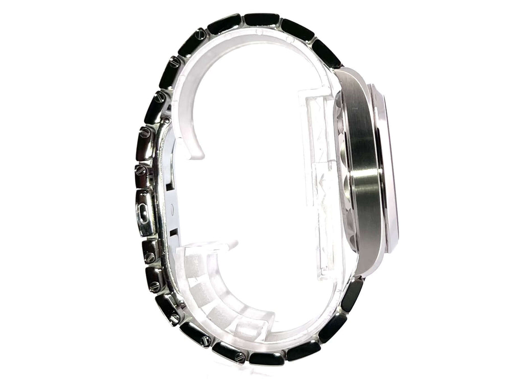 Seitenansicht der Omega Seamaster Aqua Terra Master Chronometer 220.10.41.21.03.002 mit Edelstahlgehäuse und Armband, 41 mm Durchmesser.