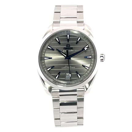 Omega Seamaster Aqua Terra Master Chronometer Ref. 220.10.41.21.06.001 mit grauem Zifferblatt und poliertem Edelstahlarmband.