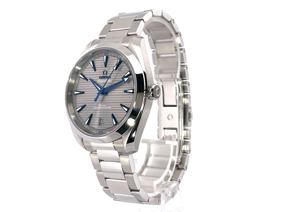 Omega Seamaster Aqua Terra Master Chronometer 220.10.41.21.06.001 Edelstahlgehäuse und -band, graues Zifferblatt, polierte Lünette.