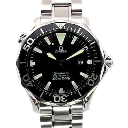 Omega Seamaster 300M Diver 41 Ref. 2264.50.00, Edelstahlgehäuse, schwarzes Zifferblatt, drehbare Lünette, Edelstahlarmband.
