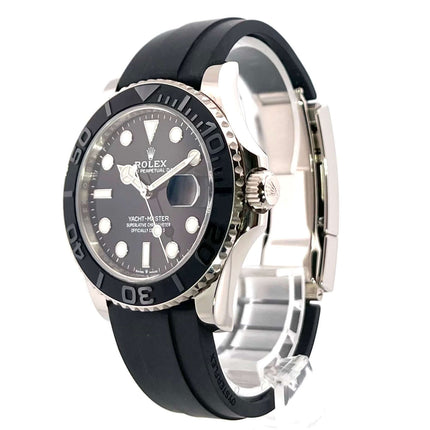 Rolex Yacht-Master 42 Weißgold 226659, 18 kt Weißgold Gehäuse, 42 mm, schwarze Lünette, Oyster Kautschukband, schwarzes Zifferblatt, Automatikwerk.