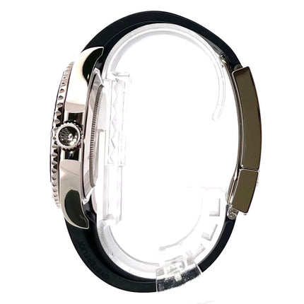 Rolex Yacht-Master 42 Weißgold 226659 Seitenansicht mit 18-karätigem Weißgold-Gehäuse und Oyster-Kautschukband