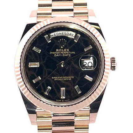 Rolex Day-Date 40 Everose-Gold 228235 mit Eisenkiesel Diamantzifferblatt, 18 kt Everose-Gold Gehäuse und Präsident Armband, automatisches Uhrwerk