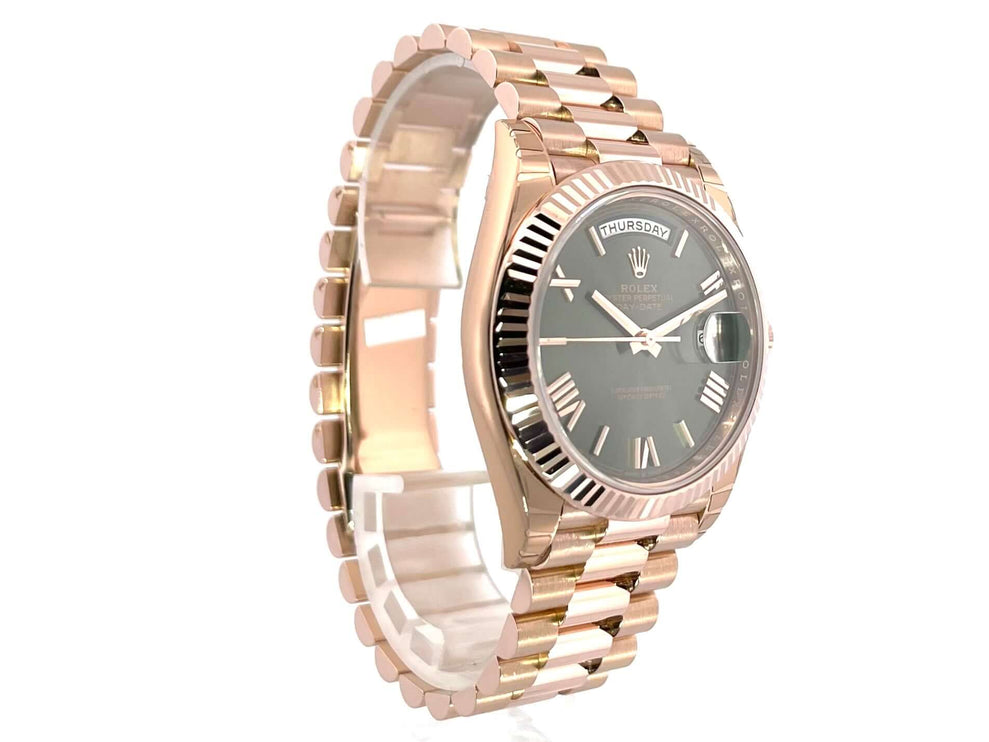 Rolex Day-Date 40 Everose-Gold 228235, olivgrünes Zifferblatt mit römischen Ziffern, Präsident Armband, luxuriöse Herrenuhr