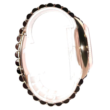 Seitenansicht der Rolex Day-Date 40 Everose-Gold 228235 Uhr mit Präsident Armband