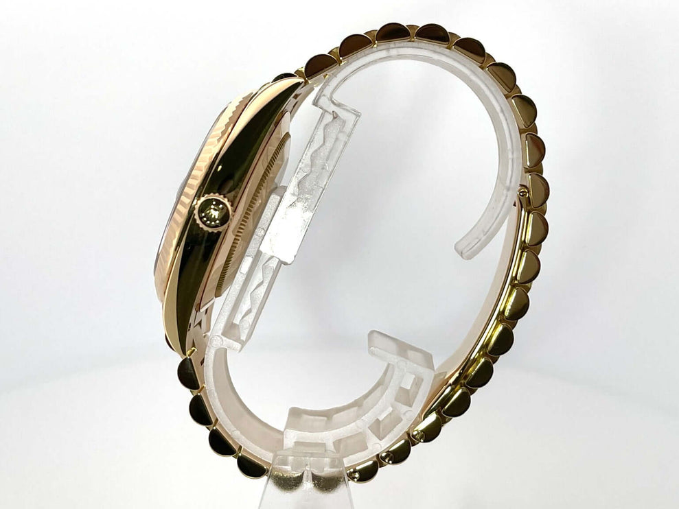 228238-schwarz-2019-130-4