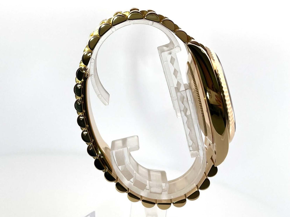 228238-schwarz-2019-130-5