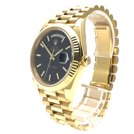 228238-schwarz-2019-170-3