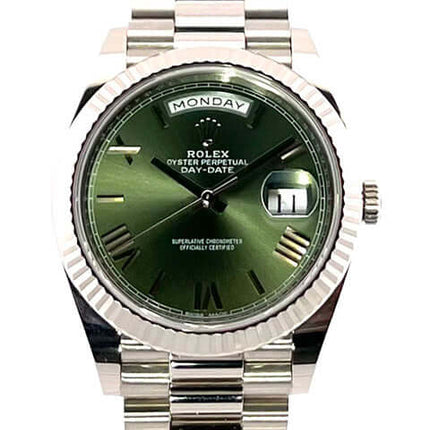 Rolex Day-Date 40 Weißgold 228239 Olivgrün Zifferblatt, Römische Ziffern, Präsident Armband, 18 kt Weißgold, 40 mm Gehäusedurchmesser