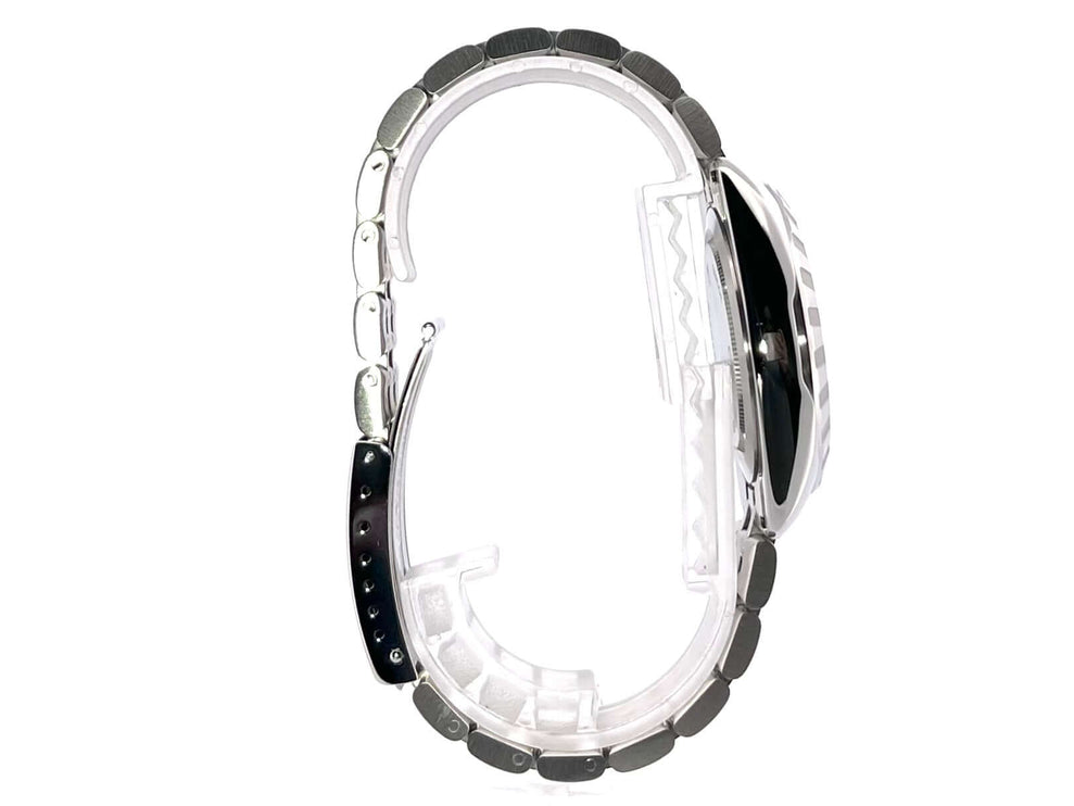 Edelstahlarmband und Faltschließe der Tudor Classic Date & Day 41 Ref. 23010 Uhr in der Seitenansicht