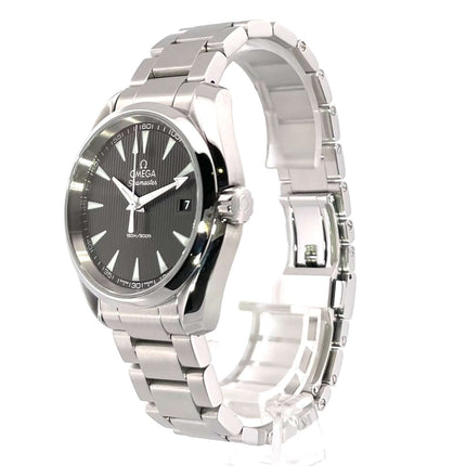 Omega Seamaster Aqua Terra Quartz 38,5 mm Edelstahlgehäuse mit grauem Zifferblatt und poliertem Edelstahlarmband, Modell 231.10.39.60.06.001.