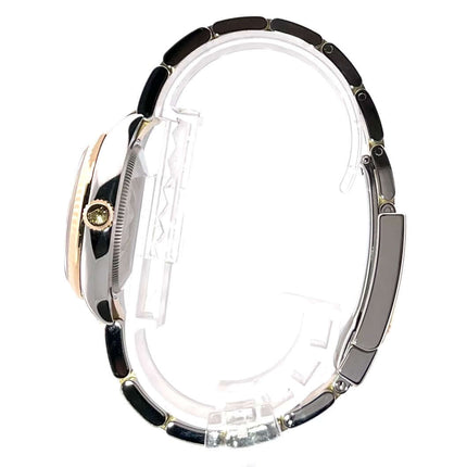 Seitenansicht der Rolex Datejust 31 Oystersteel Gelbgold 278273 mit Oysterband und Gehäuse aus poliertem und satiniertem Edelstahl.