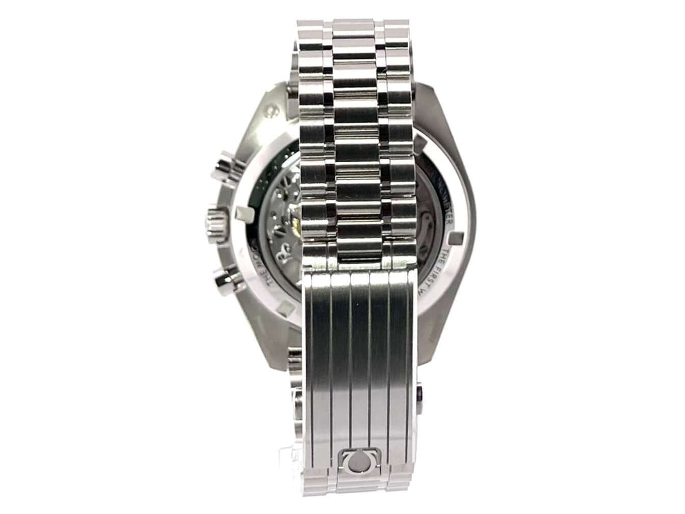 Rückseite der Omega Speedmaster Professional Moonwatch 310.30.42.50.01.002 mit poliertem und satiniertem Edelstahlarmband.