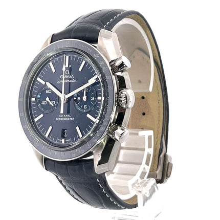 Omega Speedmaster Moonwatch 311.93.44.51.03.001 Co-Axial Chronograph mit blauem Zifferblatt und Lederarmband aus Titan, Seitenansicht