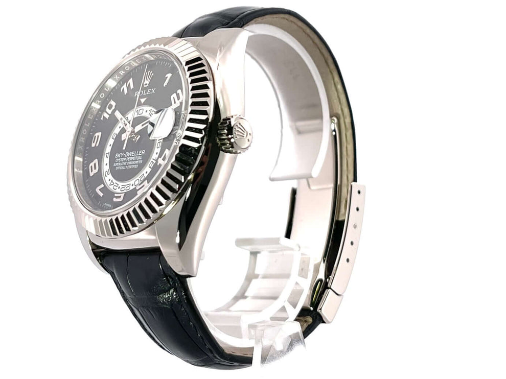 326139-schwarz-2017-100-3