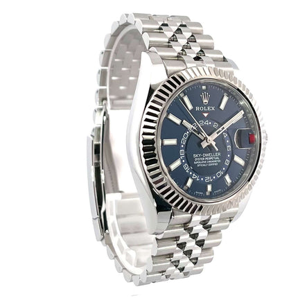 326934-Blau-Jub-06-2021-G4