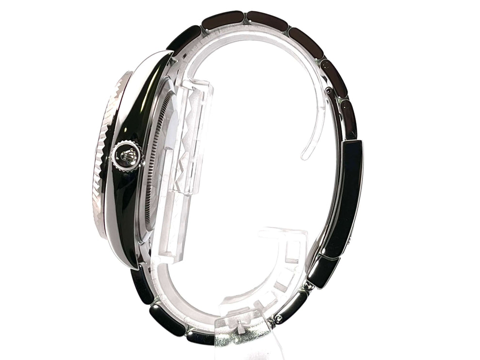 326934-schwarz-2020-4