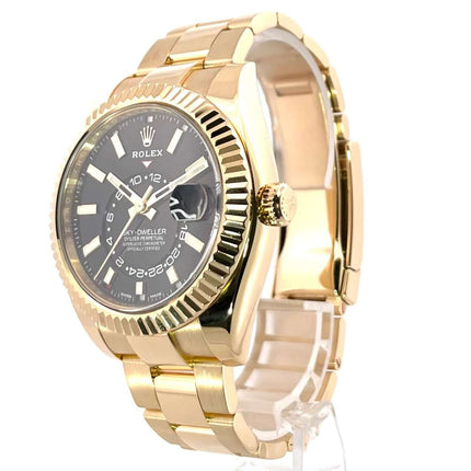 Rolex Sky-Dweller 326938 Gelbgold Schwarz aus 2019, 42 mm Gehäuse, 18 kt Gelbgold, schwarzes Zifferblatt, Automatikwerk.