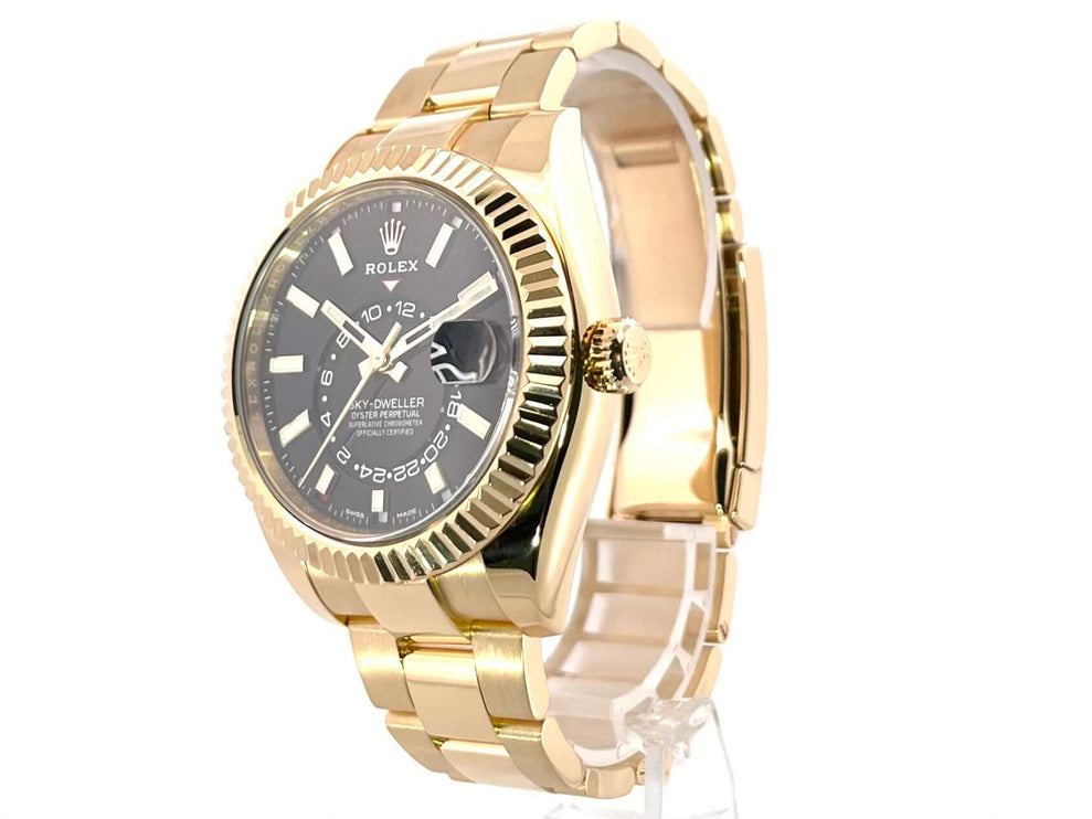 Rolex Sky-Dweller 326938 Gelbgold Schwarz aus 2019, 42 mm Gehäuse, 18 kt Gelbgold, schwarzes Zifferblatt, Automatikwerk.