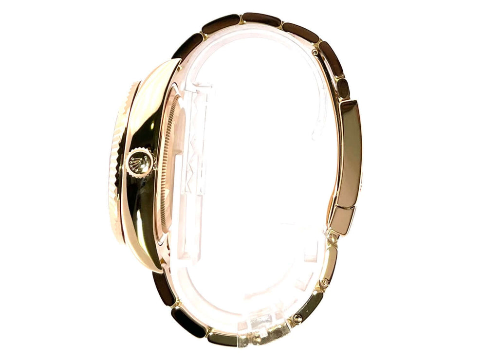 Rolex Sky-Dweller 326938 Gelbgold Seitenansicht des Gehäuses und poliertes Gelbgoldband