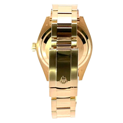 Rückseite der Rolex Sky-Dweller 326938 in 18 kt Gelbgold mit poliertem Oysterband und Oysterclasp-Faltschließe