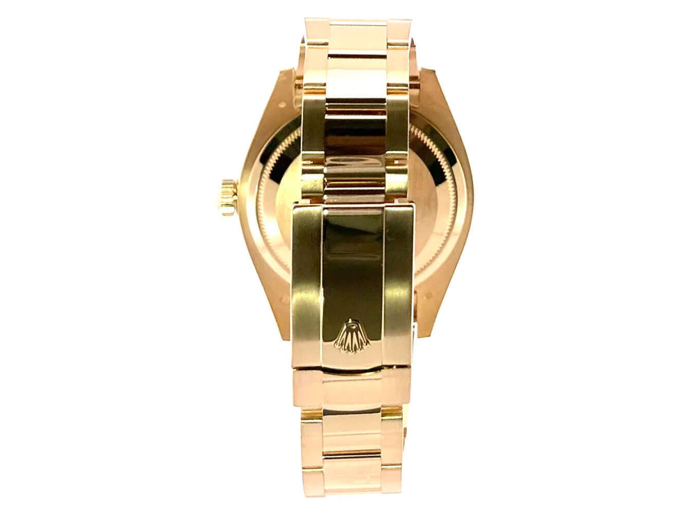 Rückseite der Rolex Sky-Dweller 326938 in 18 kt Gelbgold mit poliertem Oysterband und Oysterclasp-Faltschließe