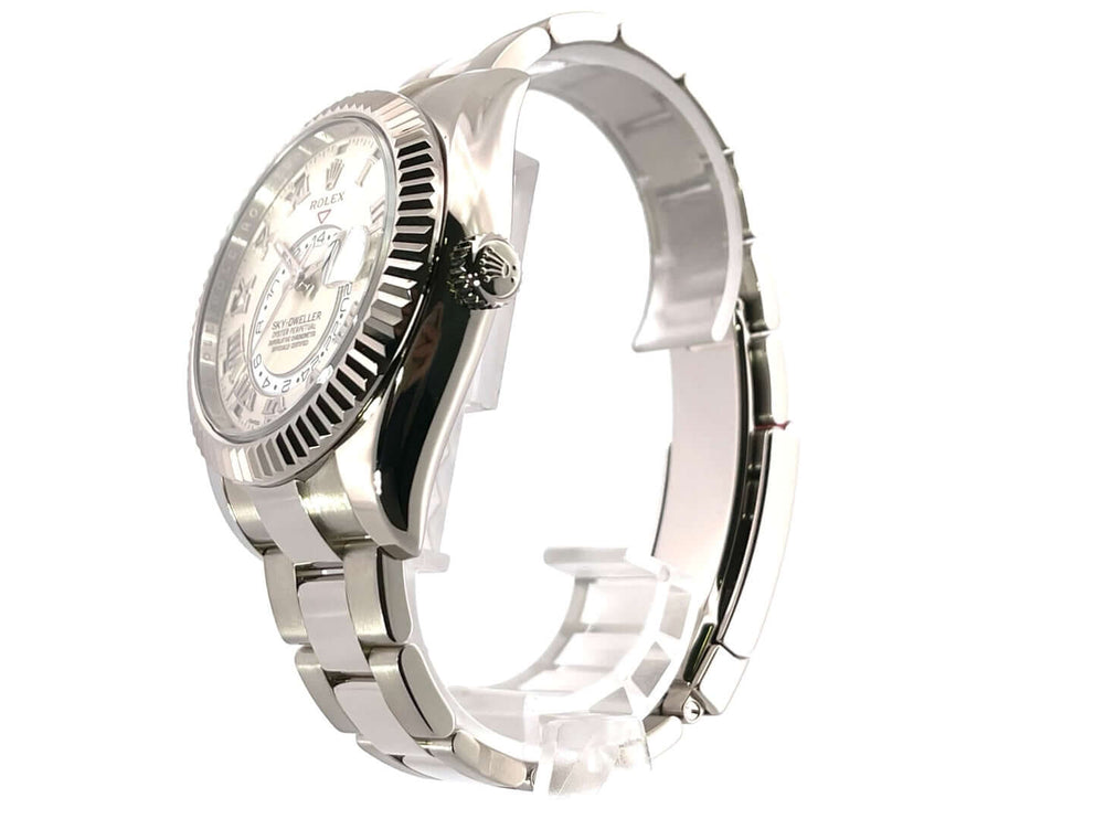 326939-ivory-2019-160-2