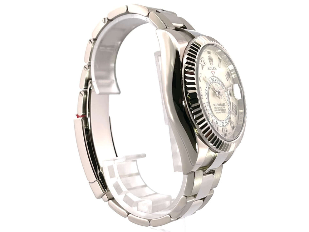 326939-ivory-2019-160-3